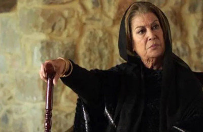 منى واصف: احتراف وعطاء